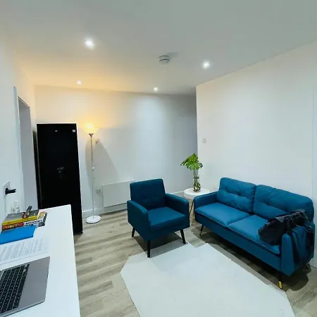 2 With Private En-suite Centre Ts1 Middlesbrough