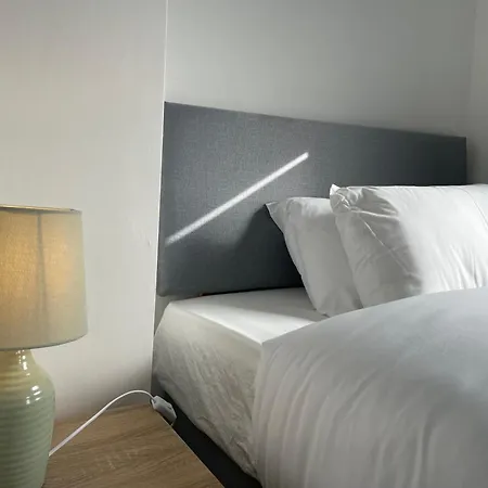 2 With Private En-suite Centre Ts1 Vakantiehuis